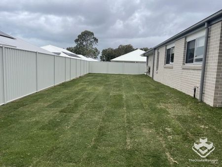 Brand New 4 Bedroom Home - Photo 4
