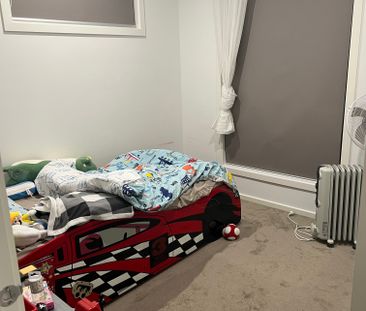 Springvale - Photo 1