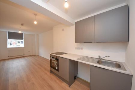 Studio to rent - Photo 3