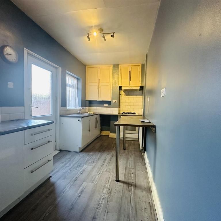 3 bedroom house to rent - Photo 1