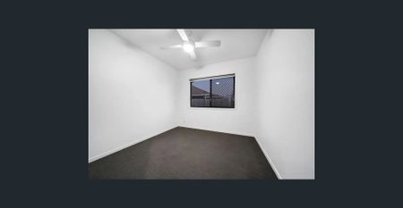 SPACIOUS FOUR-BEDROOM HOME WITH ALFRESCO LIVING - Photo 3