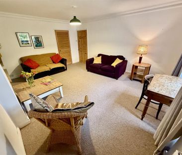 2 bedroom maisonette to rent - Photo 4