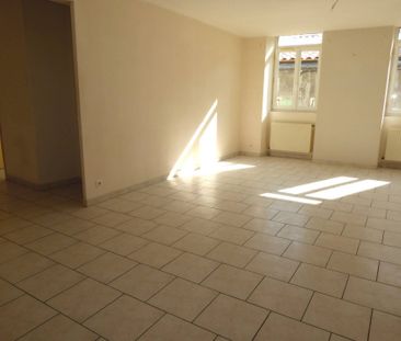 Location appartement 3 pièces 71 m² à Aubenas (07200) - Photo 4