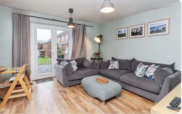 2 bedroom terraced house to rent - Photo 1