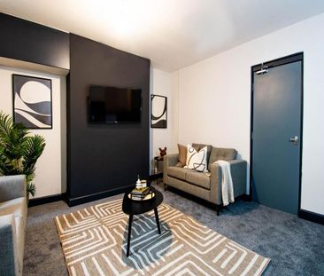 1 bedroom in a house share to rent - Photo 3