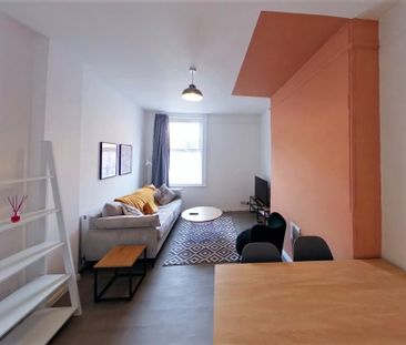 4 bedroom house to rent - Photo 1