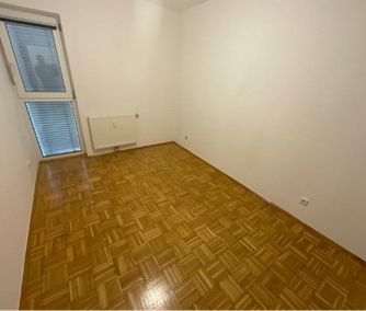 Sonnige Wohnung mit Balkon! - Photo 2