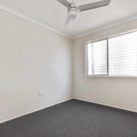 Charming 3 Bedroom Home in Caboolture South! - Photo 3