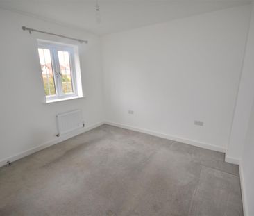 25 Crabtree Hill Drive, Derby, DE22 2SR - Photo 3