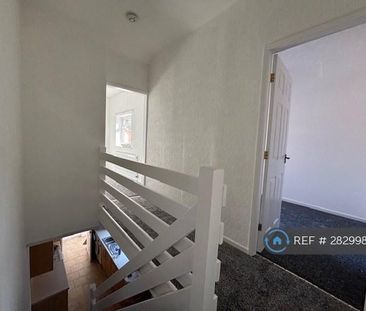 3 bedroom terraced house to rent - Photo 5