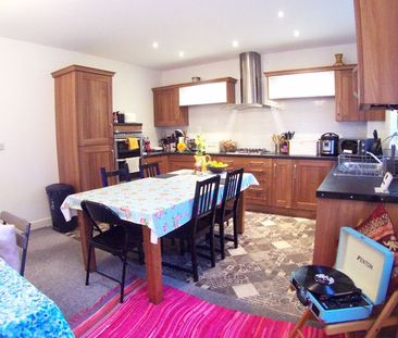 Alnwick View, Leeds - Photo 6
