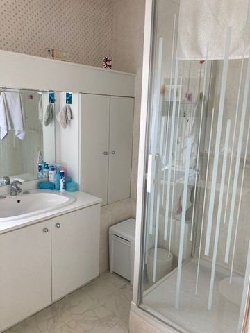 Location Appartement 3 pièces 70m² ANGERS 49100 - Photo 5