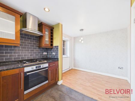 2 bedroom semi-detached house to rent - Photo 4