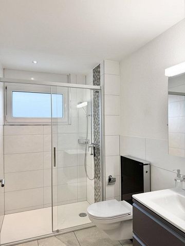 Familienwohnung an zentraler Lage sucht Bewohner - Photo 4