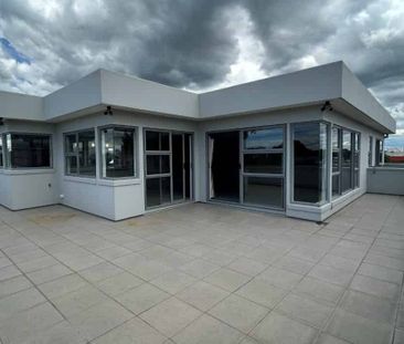 Spacious Mount Apartment - Photo 5