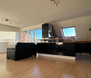 Appartement te huur in Harelbeke voor € 775 met 2 slaapkamers - Photo 2