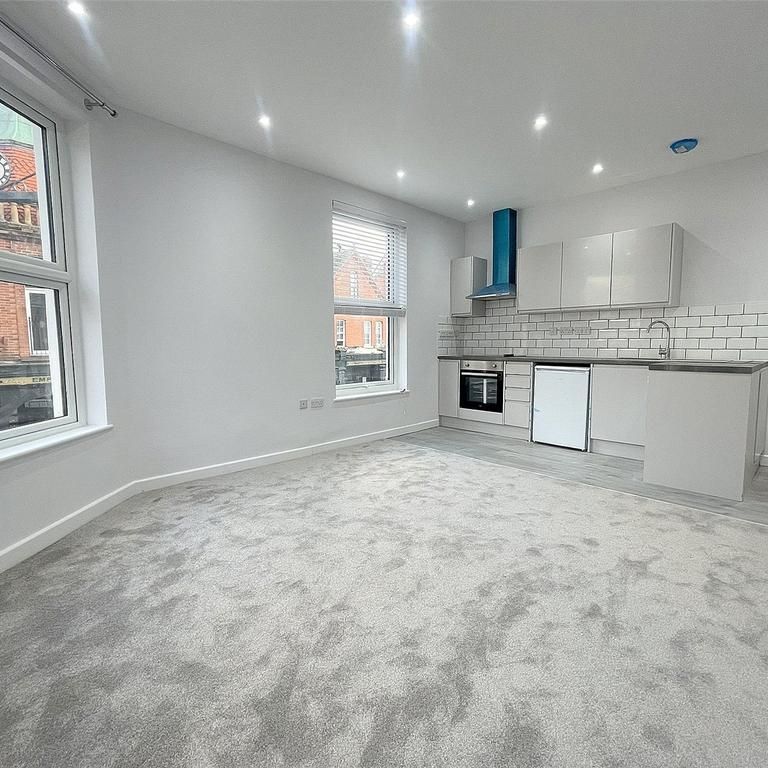 2 bedroom apartment to rent - Photo 1