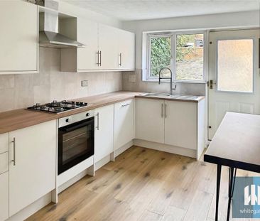 4 bedroom detached house to rent - Photo 5