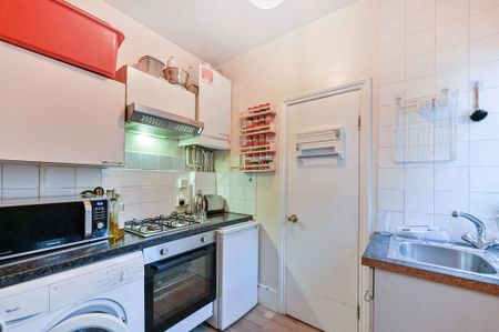 1 bedroom flat to rent - Photo 4