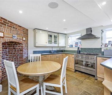 5 bedroom terraced house to rent - Photo 2