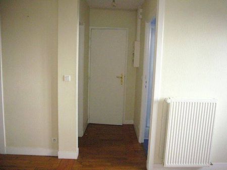 Location Appartement 2 pièces 36m² VALOGNES 50700 - Photo 5