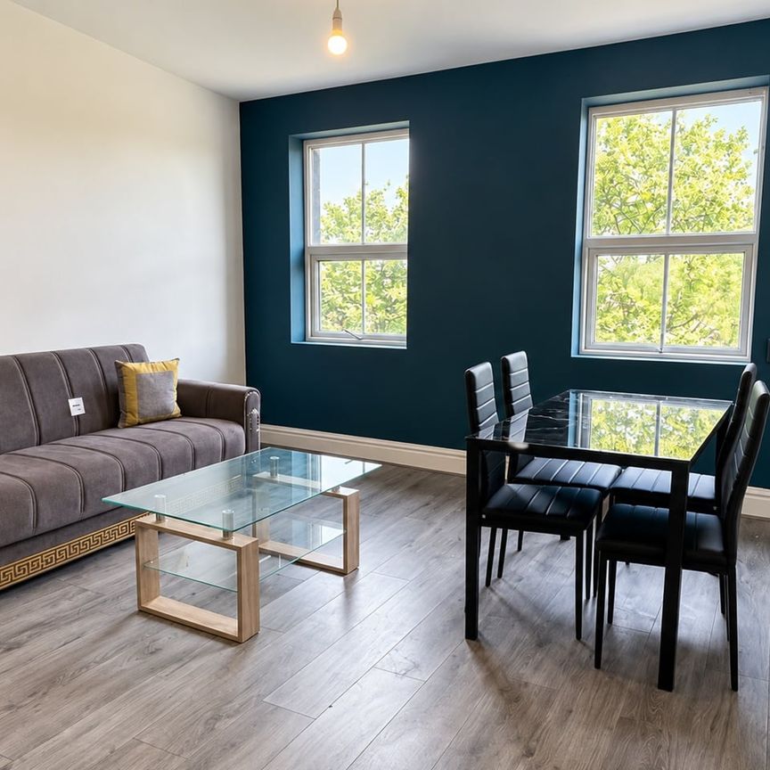 3 Bed Flat, Latimer St, L5 - Photo 1