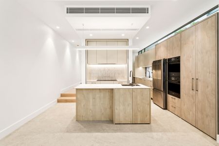 105 Murriverie Road, North Bondi NSW 2026 - House For Rent | Domain - Photo 4