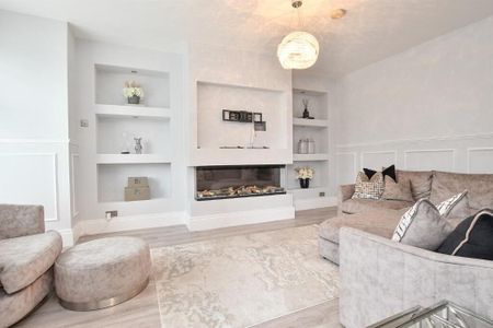 21 Donegall Park Gardens, Belfast, BT15 5EU - Photo 2