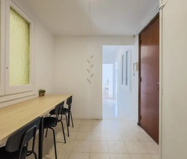 Carrer del Rosselló, Barcelona, Catalonia 08008 - Photo 6