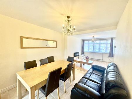 3 bedroom semi-detached house to rent - Photo 2