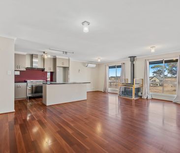 Convenient off grid living - Photo 1