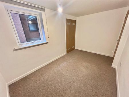 Chardlace Walk, Nottingham - Photo 4