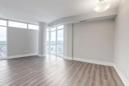 2 Bedroom - Photo 4