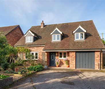 A charming detached family home in a fantastic village location wit... - Photo 6