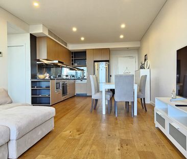 Furnished Designer Home+Study has Bright, North City View - Photo 4