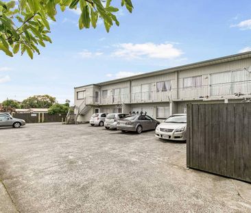 Property Management328 Ellerslie-Panmure Highway, Mount Wellington ... - Photo 1