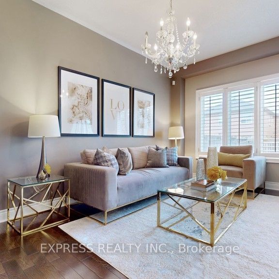 For Lease - 164 Mavrinac Boulevard, Aurora, Ontario - Photo 1