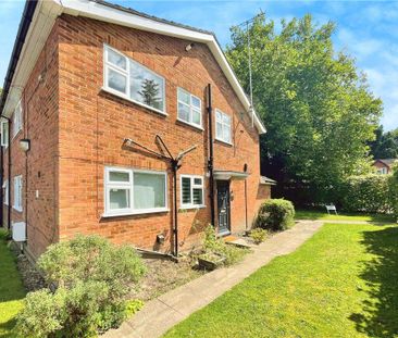 2 bedroom maisonette to rent - Photo 2