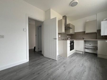 Eastern Avenue, Largs - Photo 5