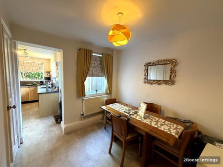 2 bedroom terraced house to rent - Photo 2