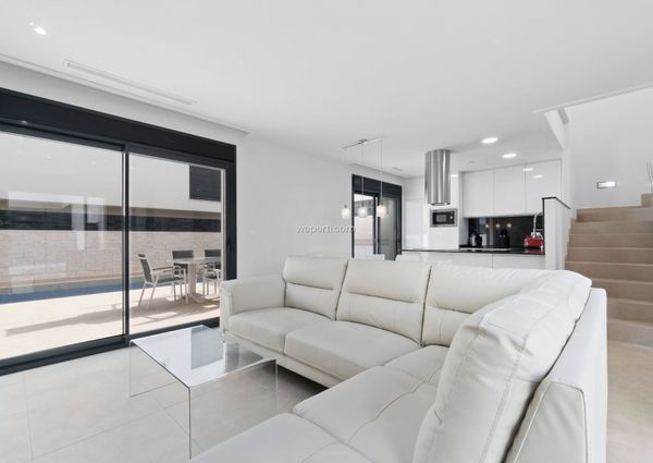 Luxury Villa in Benijófar, for rent