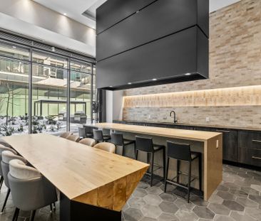 For Lease - 2450 Old Bronte Road Unit# 205, Oakville, Ontario - Photo 2