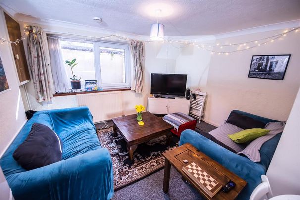 4 bedroom house share to rent - Photo 1