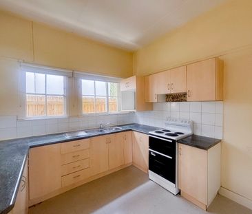 33 Tennyson Road, Gladesville NSW 2111 - House For Rent | Domain - Photo 5