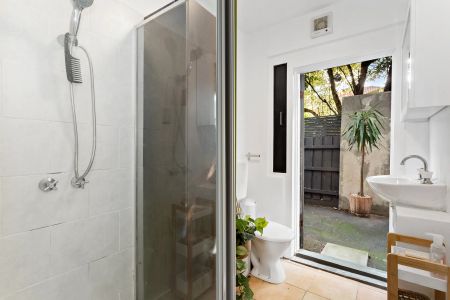 Elwood Living! - Photo 3