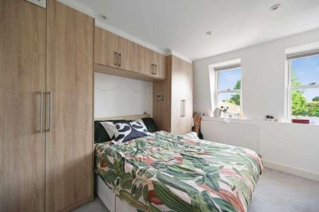 Coningham Mews, Shepherds Bush, London, W12 - Photo 5