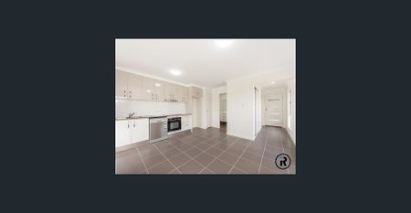 Modern and Charming Rental Property Brassall - Photo 3