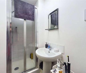 Mayfield House, Craven Road, Newbury, Berkshire, RG14 - Photo 4