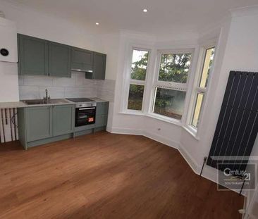 |ref: |, Leigh Road, Chandler's, SO53 - Photo 2