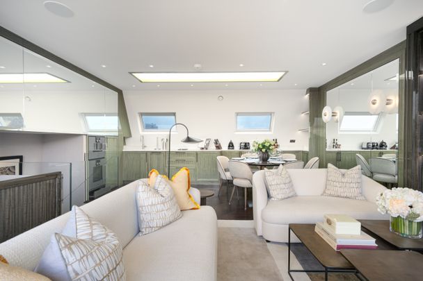 A charming family home in one of Kensington's most prestigious addresses - Photo 1